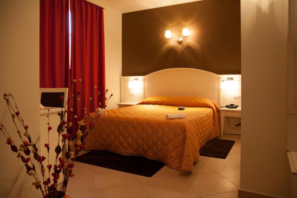 Hotel Centova Perugia Kamer foto