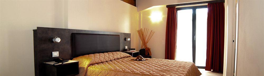 Hotel Centova Perugia Buitenkant foto